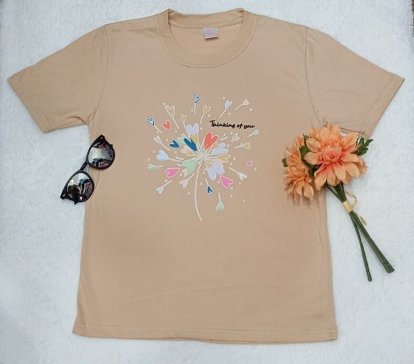 Polo Flor corazón beige | Tutty Store
